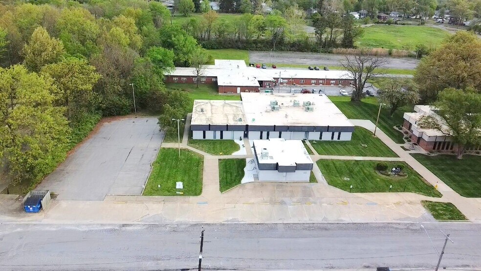 More Photos Of 1708 Jefferson Ave, Mount Vernon Office For Sale