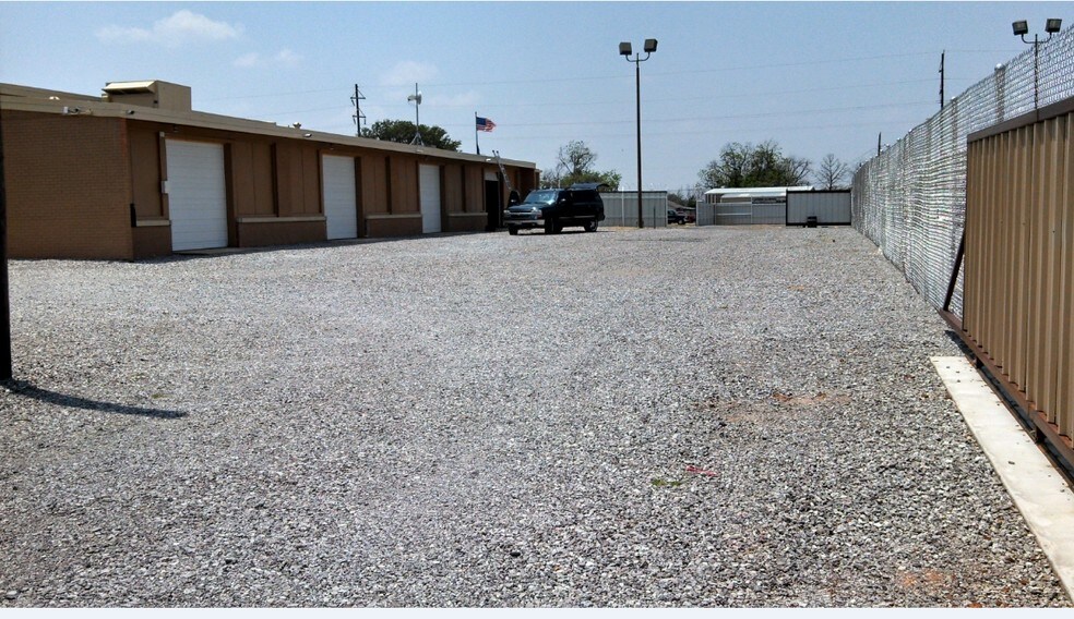 More Photos Of 3101 Armory Rd, Wichita Falls Flex For Sale