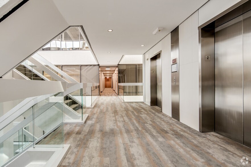 More Photos Of 2300 Maitland Center Pky, Maitland Office For Lease