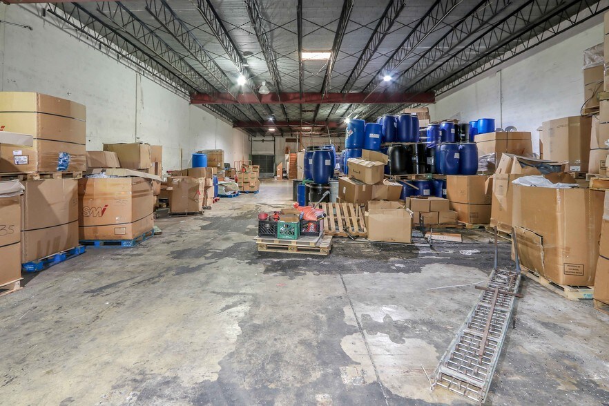 More Photos Of 14935 NW 27th Ave, Opa Locka Warehouse For Lease