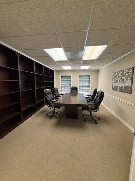 More Photos Of 10615 Judicial Dr, Fairfax Office For Sale