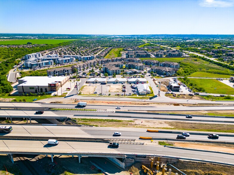 More Photos Of 7323 N Loop 1604 E, San Antonio Office For Sale