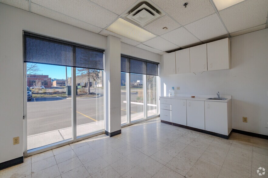 More Photos Of 6305 Danville Rd, Mississauga Warehouse For Sale