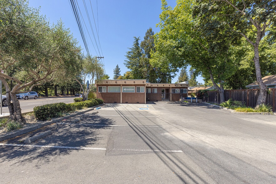 More Photos Of 2211 4th St, Santa Rosa Medical For Sale