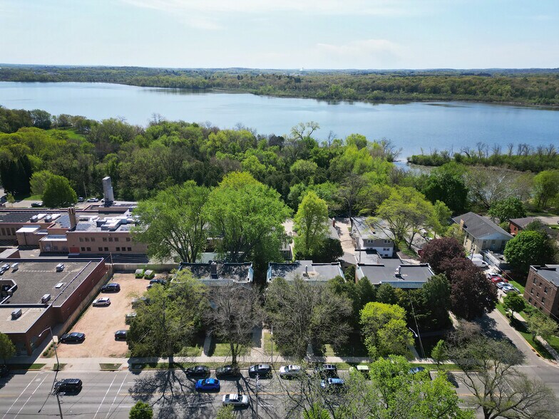 More Photos Of 2821 Monroe St, Madison Apartments For Sale