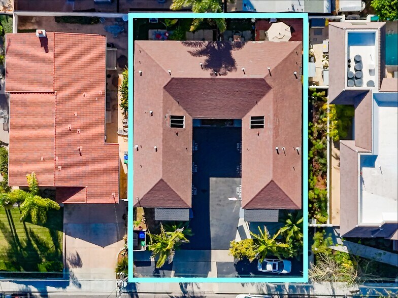 More Photos Of 3177 Lincoln St, Carlsbad Apartments For Sale