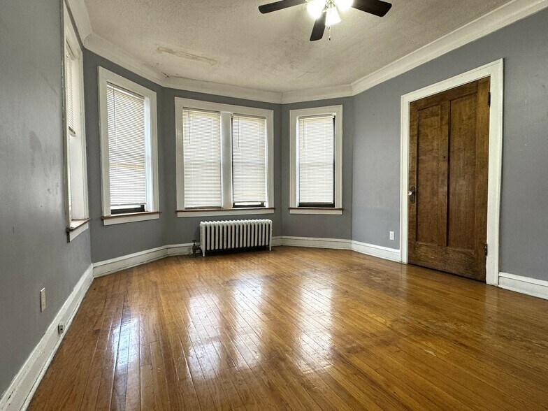 More Photos Of 1645-1653 E 74th Pl, Chicago Apartments For Sale