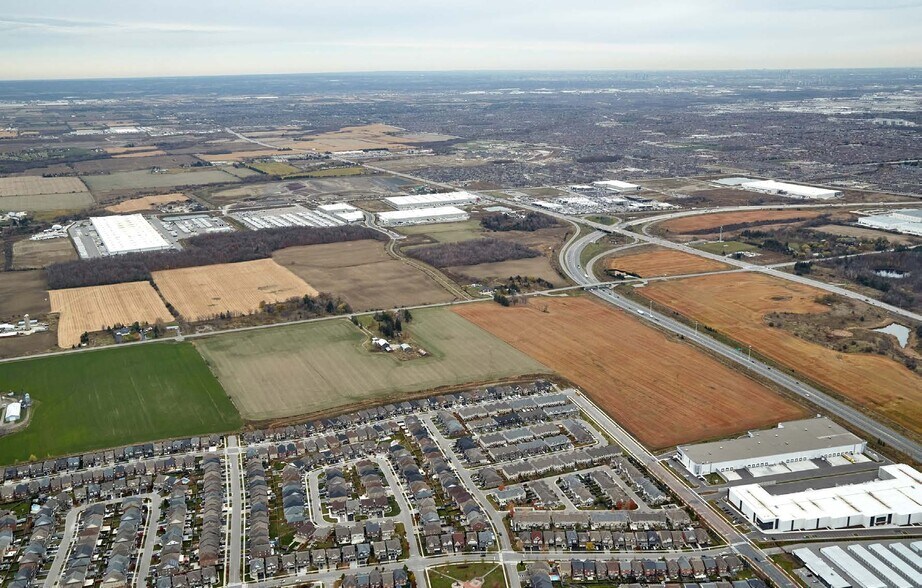 More Photos Of Abbotside Way, Caledon Distribution For Sale