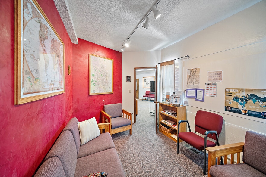 More Photos Of 820 N 30th St, Colorado Springs Religious Facility For Sale