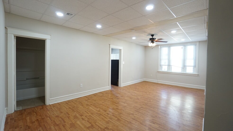 More Photos Of 17 W Main St, Lansdale Apartments For Sale