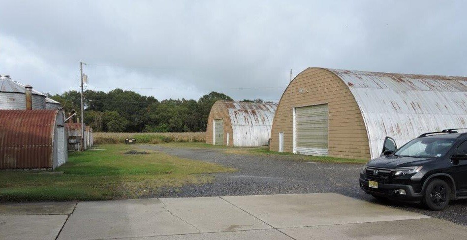 More Photos Of 346 Hands Mill Rd, Woodbine Storefront For Sale