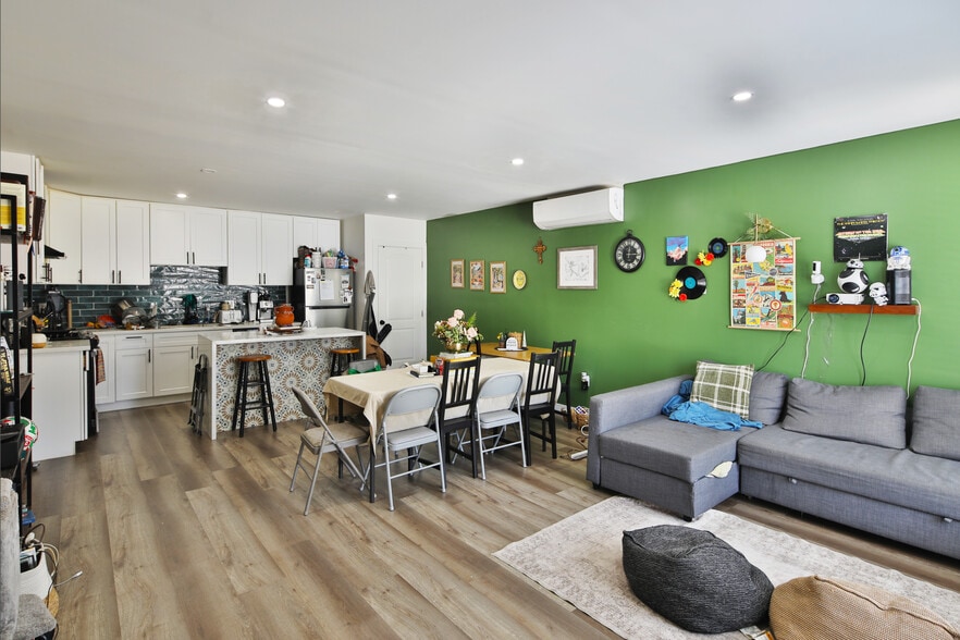 More Photos Of 8247 9th St, Rancho Cucamonga Apartments For Sale