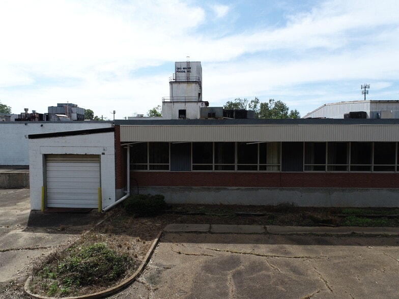 More Photos Of 3330 Woodrow Wilson Ave, Jackson Refrigeration Cold Storage For Sale