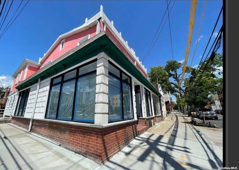More Photos Of 12403 18th Ave, College Point Storefront Retail Residential For Lease