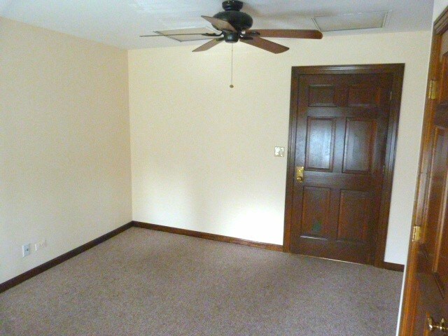 More Photos Of 475 River Bend Rd, Naperville Office For Lease