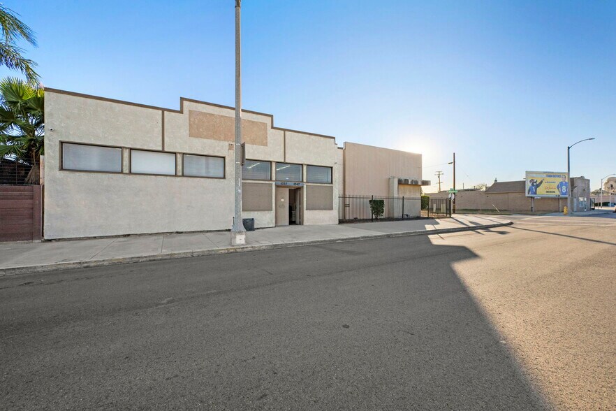 More Photos Of 1033-1047 W 3rd St, San Bernardino Warehouse For Sale