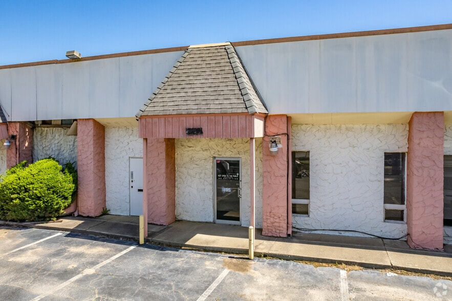 11291199 Willingham Dr, East Point, GA 30344 Industrial For Lease