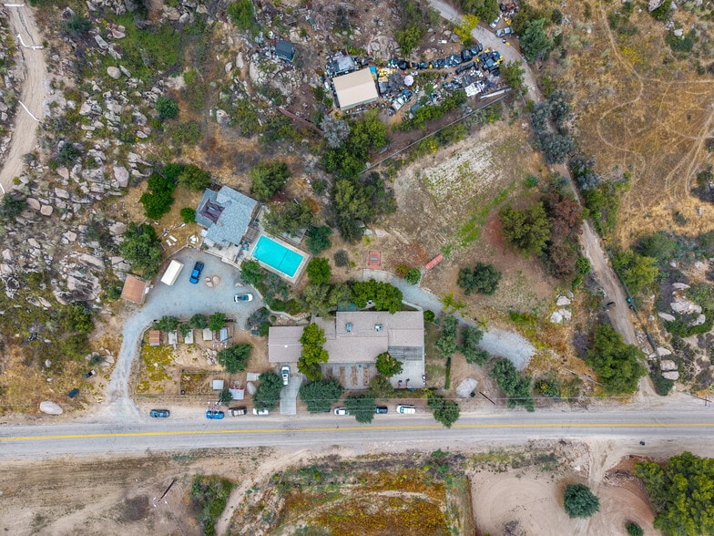 Primary Photo Of 41431 Gibbel Rd, Hemet Apartments For Sale