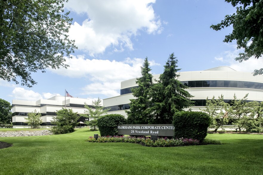 More Photos Of 25 Vreeland Rd, Florham Park Medical For Lease