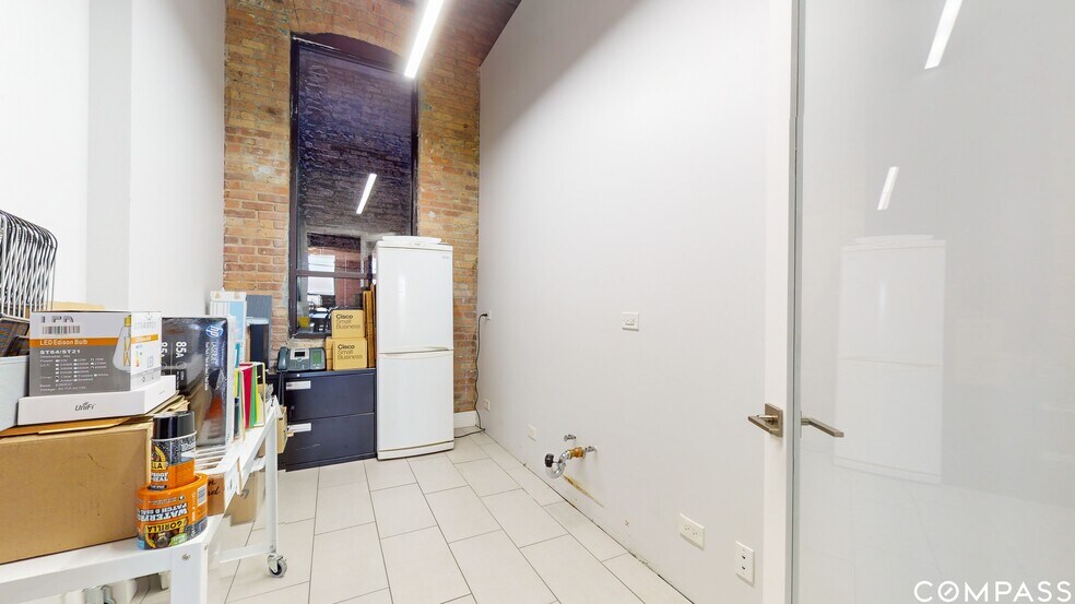 More Photos Of 2241 S Wabash Ave, Chicago Loft Creative Space For Sale