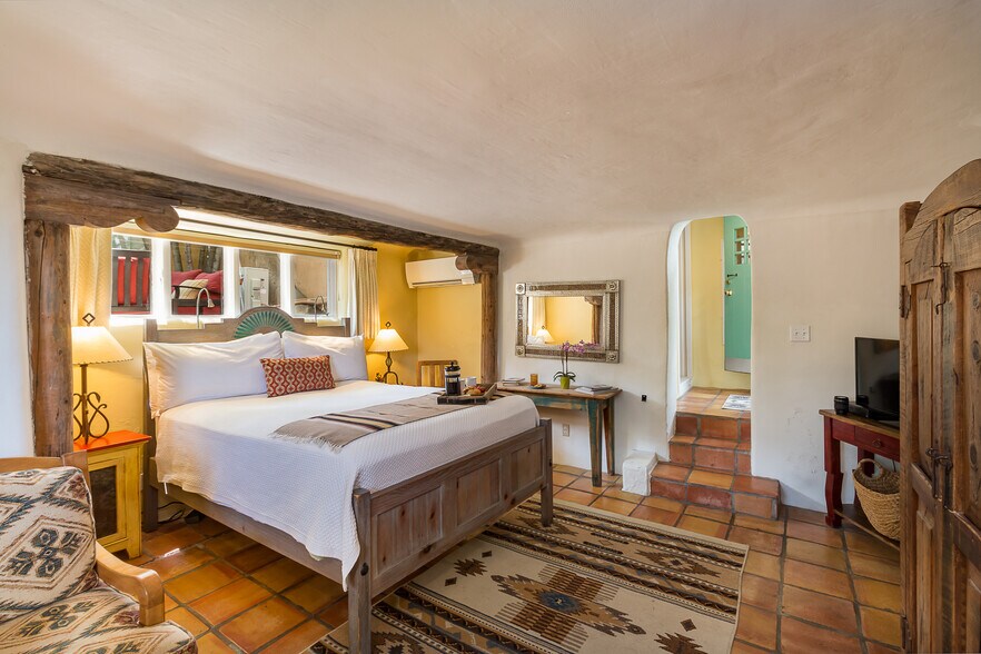 More Photos Of 342 East Buena Vista, Santa Fe Hospitality For Sale