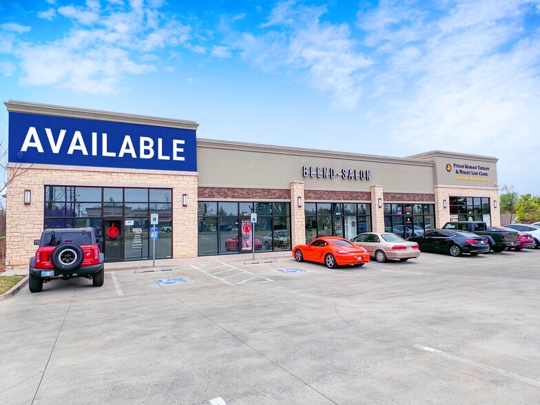 More Photos Of 7200 N May Ave, Oklahoma City Storefront Retail Office For Lease