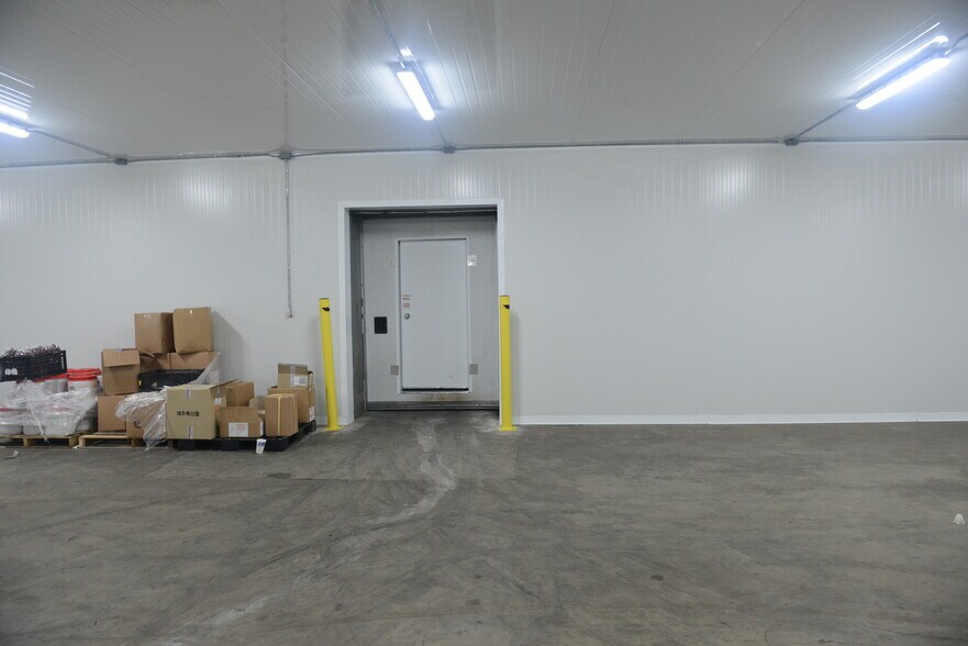 More Photos Of 985 Richard Ave, Santa Clara Food Processing For Lease