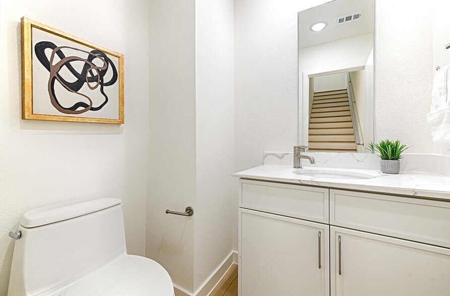 More Photos Of 4739 Gretna St, Dallas Apartments For Sale