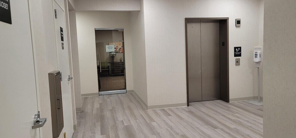 More Photos Of 88 Princeton Hightstown Rd, Princeton Junction Medical For Lease