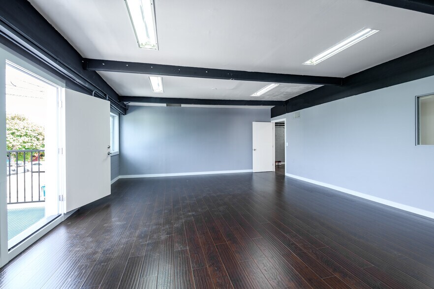 More Photos Of 13347 W Washington Blvd, Los Angeles Storefront Retail Office For Lease