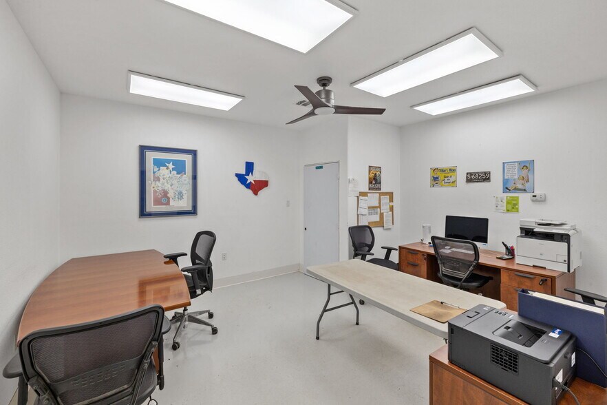 More Photos Of , Dripping Springs Unknown For Sale