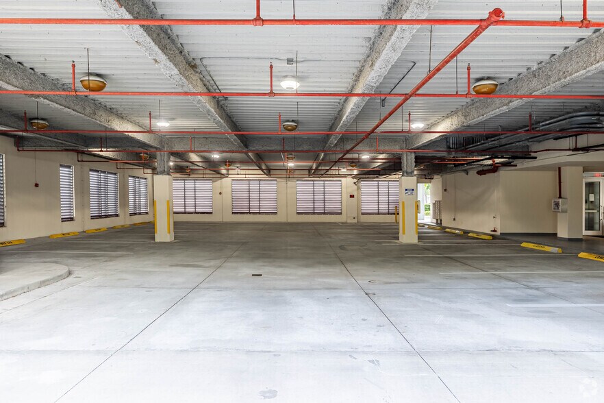 More Photos Of 1250 S Pine Island Rd, Plantation Office For Lease