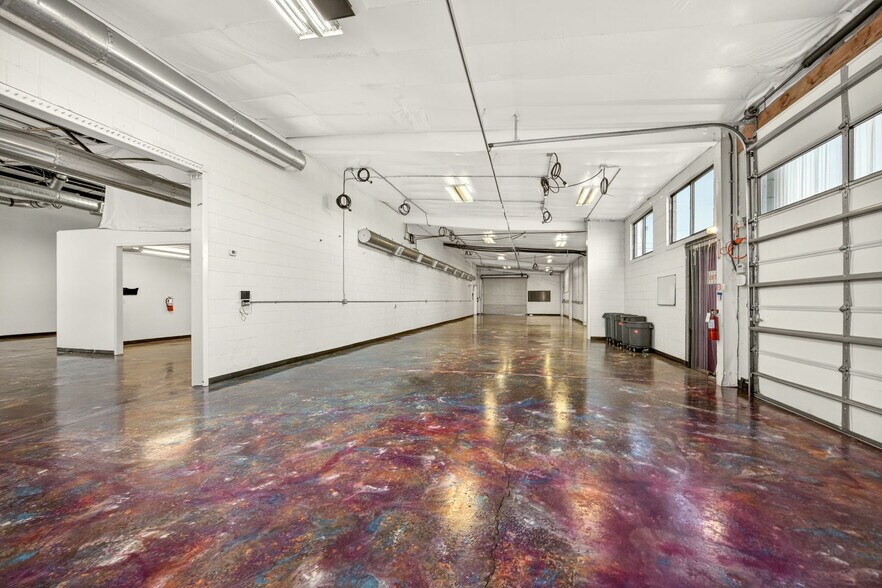 More Photos Of 3100 Merriman Rd, Medford Light Distribution For Sale