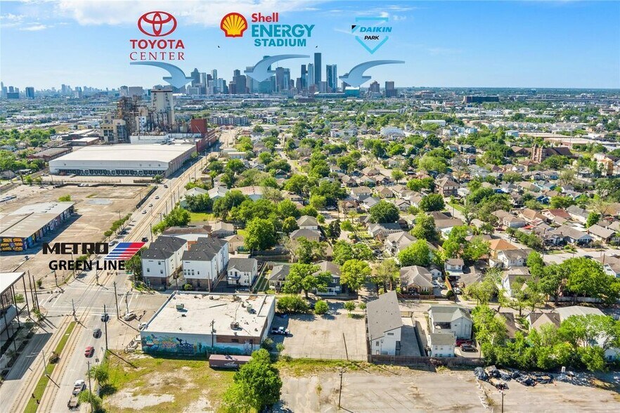 More Photos Of 319 Eastwood St, Houston Apartments For Sale