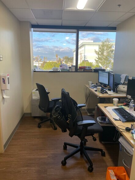 More Photos Of 11525 Brookshire Ave, Downey Medical For Lease
