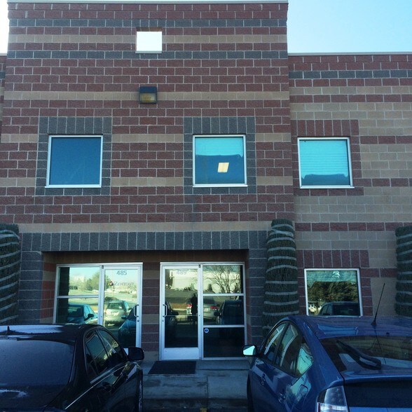 More Photos Of 461-489 W Parkland Dr, Sandy Warehouse For Lease