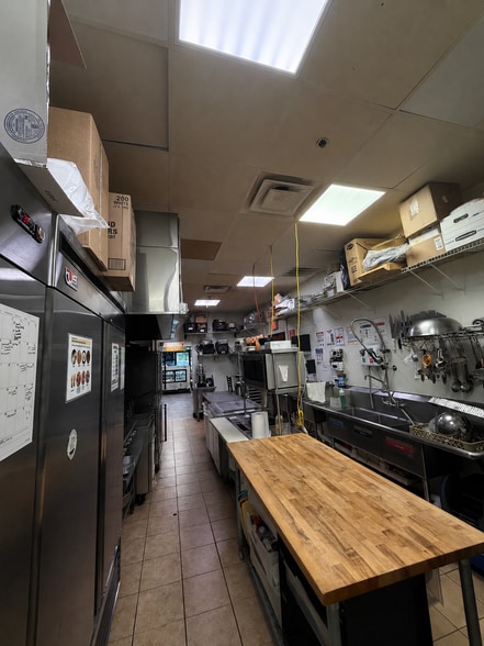 More Photos Of 3370 Lawrenceville Suwanee Rd, Suwanee Storefront For Lease