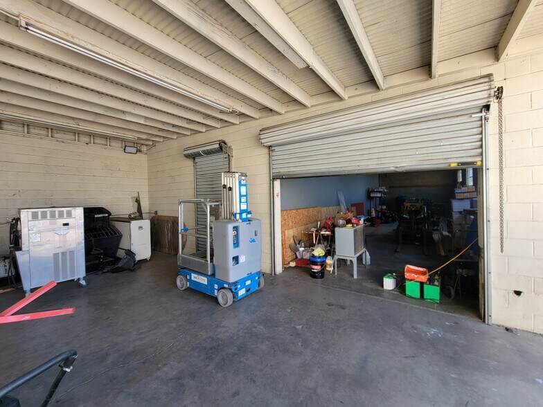 More Photos Of 2160 Huntington Dr, Duarte Storefront For Sale