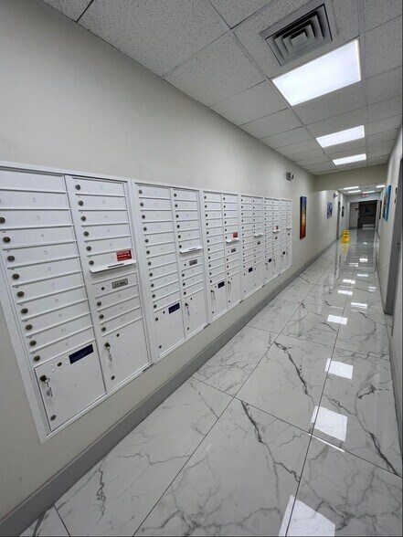 More Photos Of 2950 W Cypress Creek Rd, Fort Lauderdale Medical For Lease