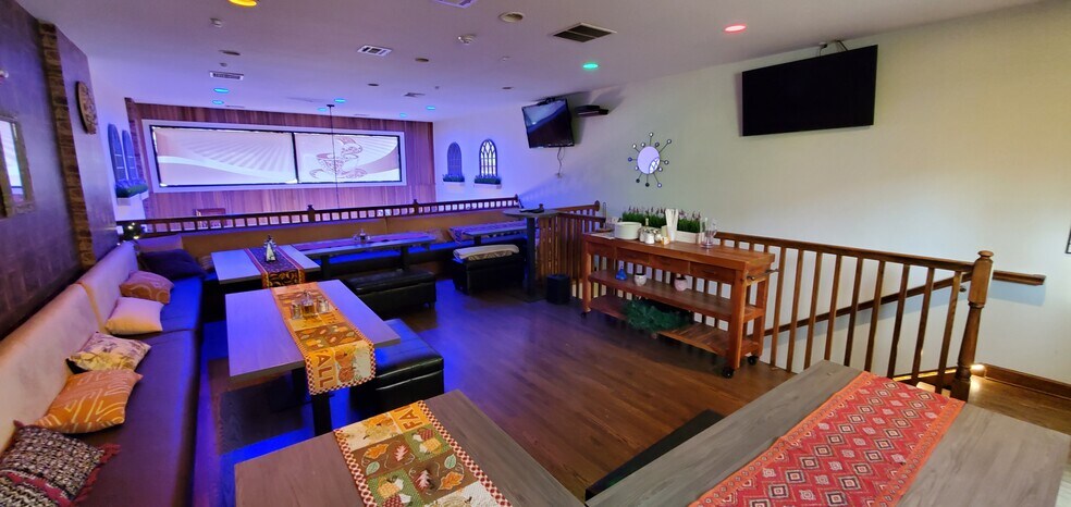 More Photos Of 300-304 Grand St, Paterson Restaurant For Lease
