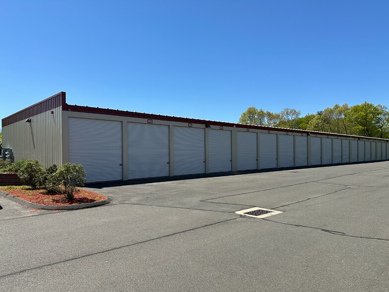 Primary Photo Of 200 Old County Cir, Windsor Locks Warehouse For Sale