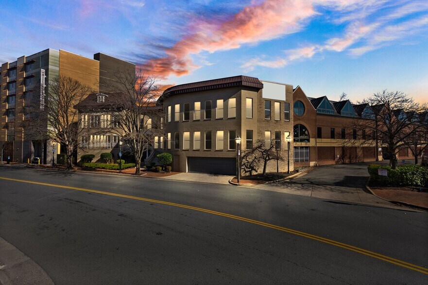 More Photos Of 200 Daingerfield Rd, Alexandria Loft Creative Space For Lease