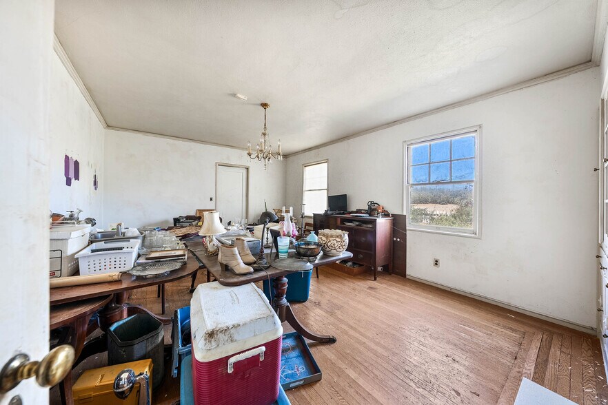 More Photos Of 743 College City Rd, Arbuckle Apartments For Sale