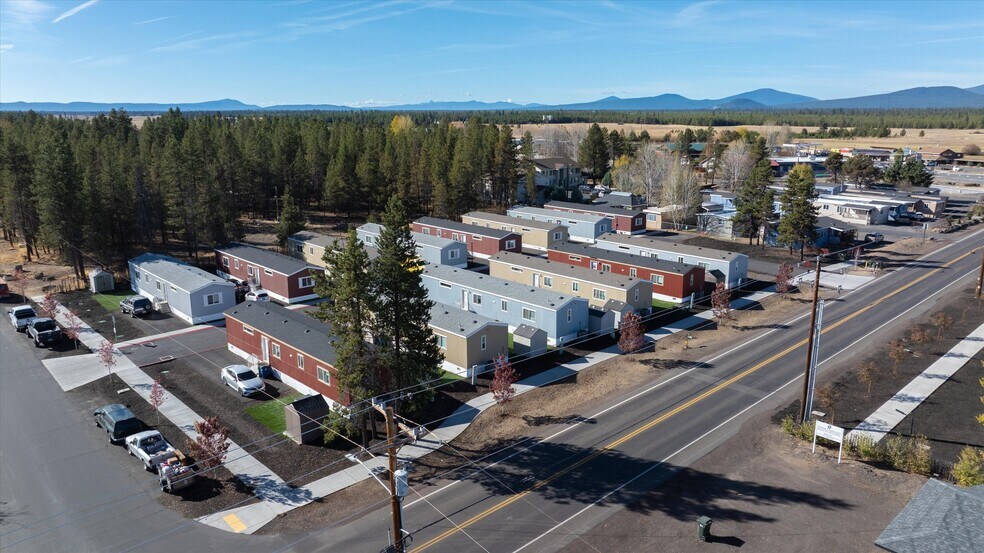 More Photos Of 51395 Preble Way, La Pine Manufactured Housing Mobile Home Park For Sale