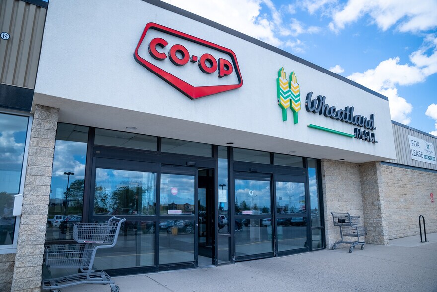 Primary Photo Of 1150 Central Ave N, Swift Current Storefront For Lease