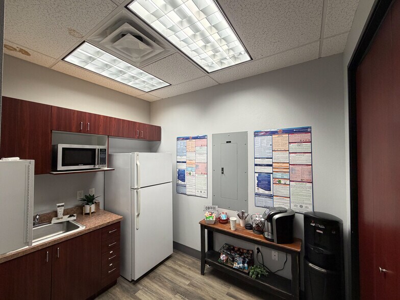More Photos Of 1757 E Baseline Rd, Gilbert Office For Sale