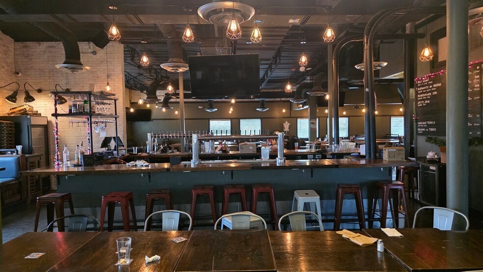 More Photos Of 2102 Telshor Ct, Las Cruces Restaurant For Sale