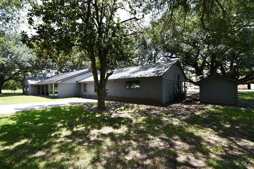 More Photos Of 34507 FM 1093, Simonton Land For Lease