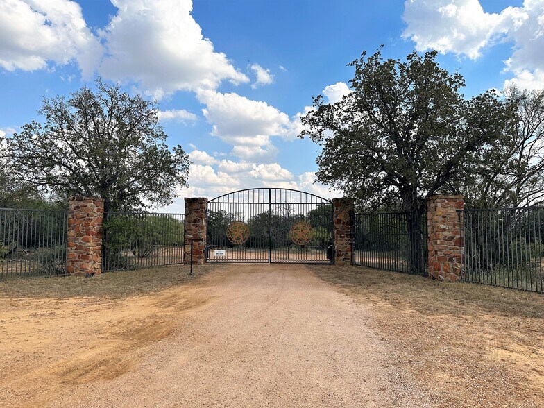 More Photos Of 1681 FM 574 W, Mullin Land For Sale