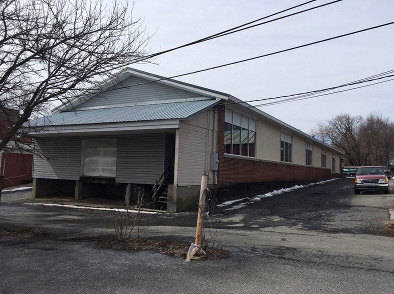 More Photos Of 105 Warwick St, Lititz Freestanding For Sale